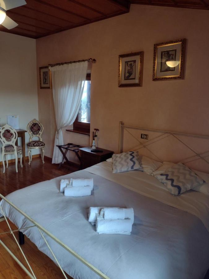 Comunanza Villa Montegenco מראה חיצוני תמונה