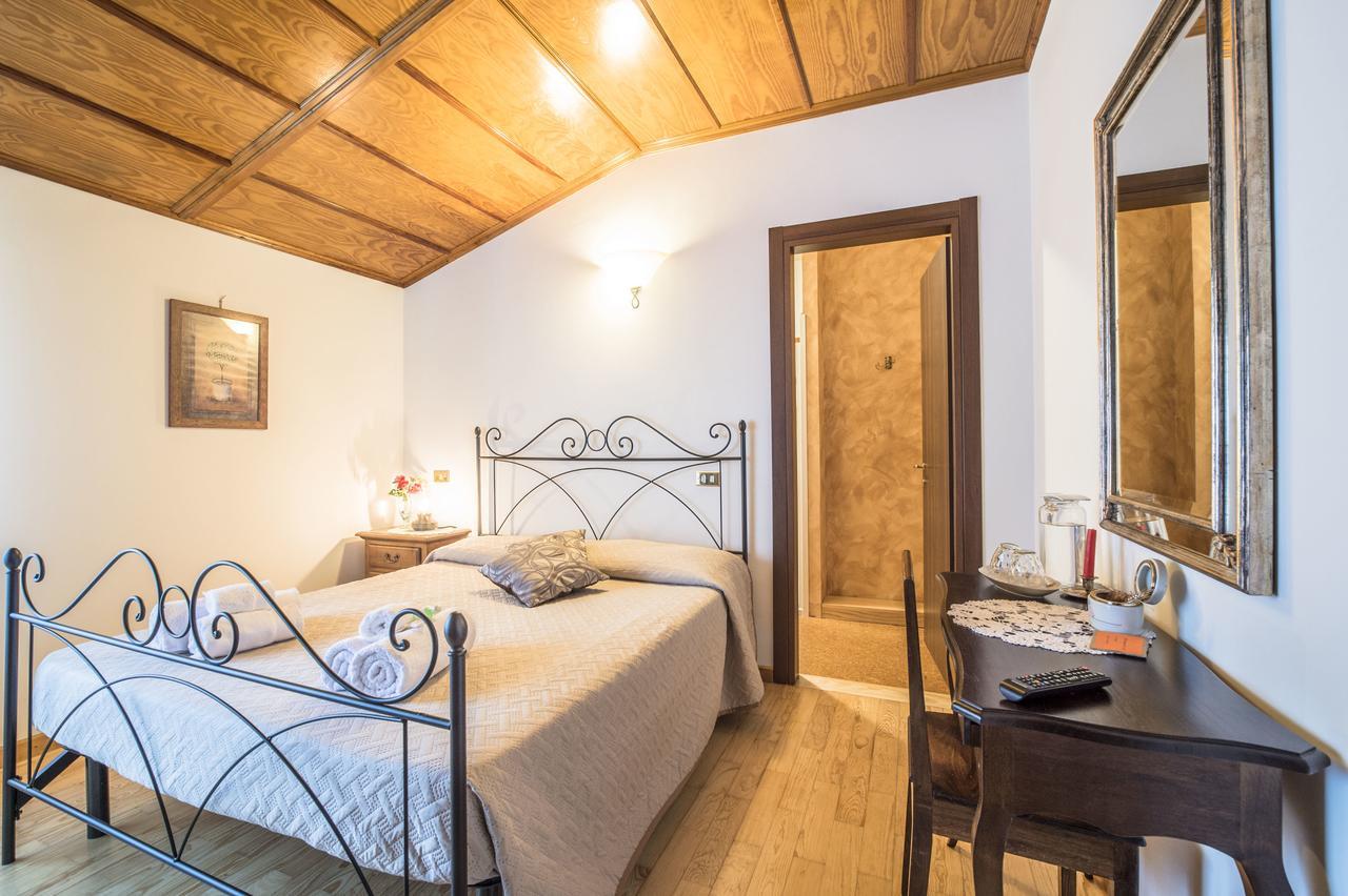 Comunanza Villa Montegenco מראה חיצוני תמונה